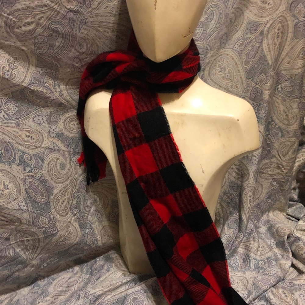 Lightweight black and red plaid scarf